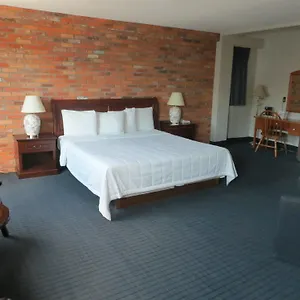 howard-johnson-hotel-downtown-toronto-yorkville.niagara-fallshotels.com/